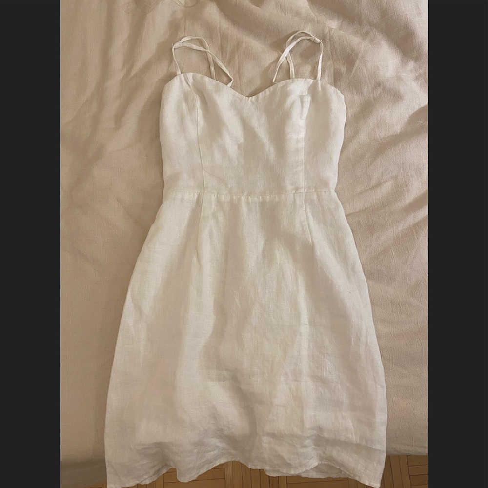 Flash sale! Reformation Roarke Dress White